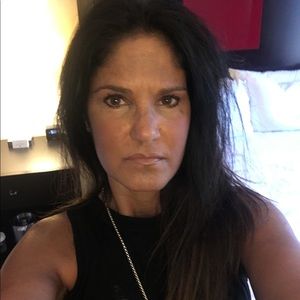 Meet your Posher, Lynda